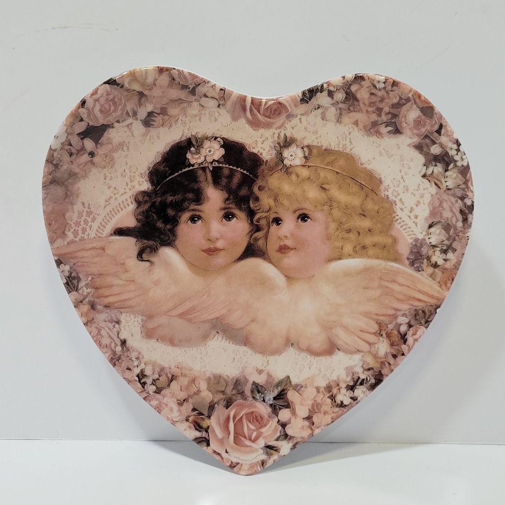 vintage 1993 "Sweetness & Grace" Heavenly Hearts Collection By Crestley